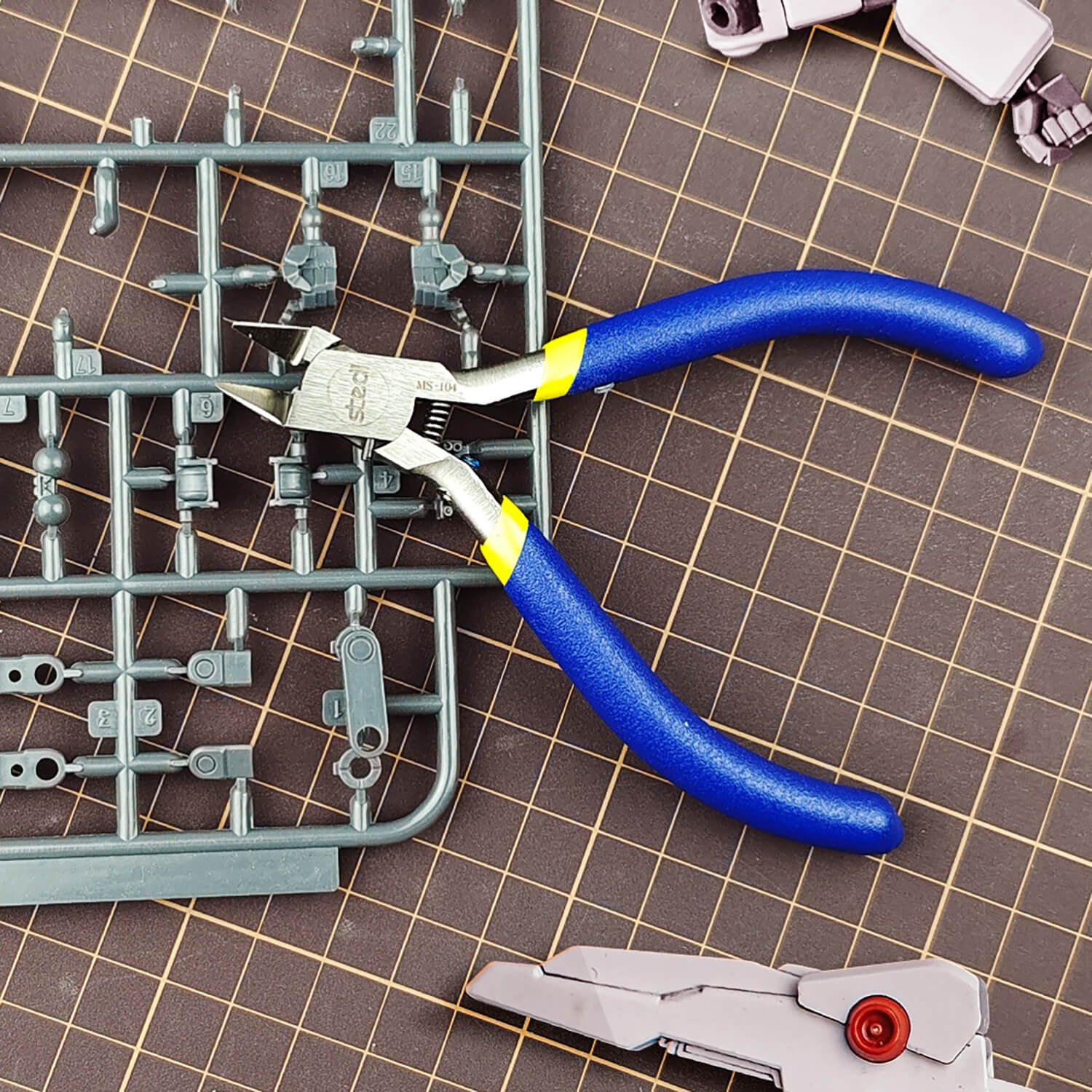 stedi Beginner's Single-Edge Pliers MS-104 for Plastic Models